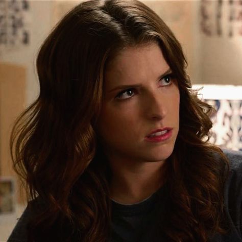 Pitch Perfect Characters, Pitch Perfect Beca, Beca Mitchell, Anna Kendrick Pitch Perfect, Disney Actresses, Pitch Perfect 2, Anna Kendrick, Female Actresses, Pitch Perfect