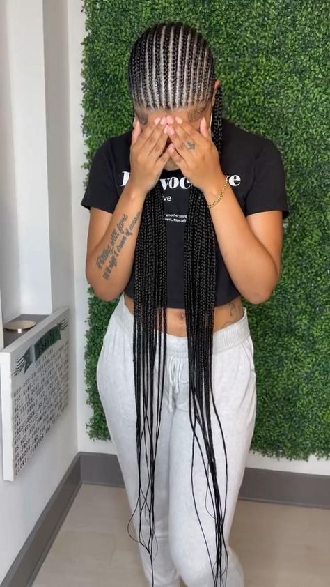 𝐒𝐓𝐔𝐍𝐍𝐀𝐆𝐑𝐋ᥫ᭡ [Video] | Box braids hairstyles for black women, Curly hair styles, Braided cornrow hairstyles Straight Back Hairstyles, Back Braids, Braids Hairstyles For Black Women, Straight Back Braids, Cornrows With Box Braids, Cornrows Braids For Black Women, Hairstyles Design, Feed In Braids Hairstyles, African Hair Braiding Styles