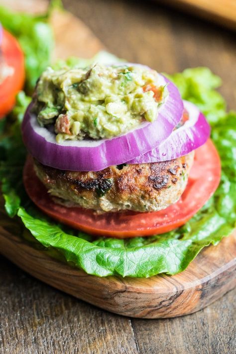 Paleo Turkey Burgers, Homemade Turkey Burgers, Mcdonald's Fries, Ground Turkey Burgers, Burger Sauces Recipe, Paleo Turkey, Best Turkey Burgers, Turkey Burger Recipe, Grilled Turkey Burgers