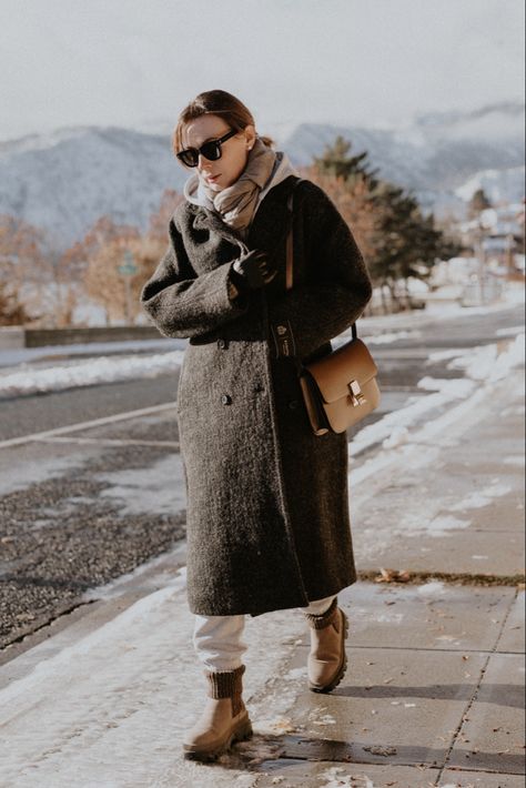 Ultimate warmth: cocoon wool coat, fleece sweatpants, lugsole boots #cocooncoat #bouclecoat #wintercoat #cozyfit #warmfit #winteroutfit #winterlook #lugsoleboots #tnafleece #fleecesweatpants #aritzia #celineboxbag #cashmerescarf #greysweatpants Aritzia Massimo Dutti Celine Box Bag, Boucle Coat, Lug Sole Boots, Cocoon Coat, Fleece Sweatpants, Grey Sweatpants, Casual Chic Outfit, Cozy Fits, Weekend Outfit