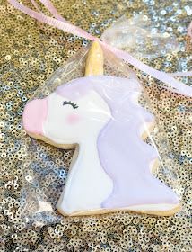 Unicorn Sugar Cookies, Cookies Unicorn, Rolled Sugar Cookie Recipe, Halloween Sugar Cookies Decorated, Royal Cookies, Cookie Birthday Party, Cookie Decorations, Halloween Sugar Cookies, Diy Unicorn