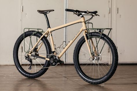 NAHBS 2019: Mega Gallery Part 01 – John Watson | The Radavist | A group of individuals who share a love of cycling and the outdoors. Commuter Bike Style, Gravel Bike Bicycles, Surly Bike, Bike Friday, Simple Bike, Vintage Mountain Bike, Touring Bicycles, Out Space, Urban Bicycle