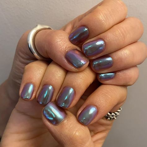 3 Colour Nails, Purple Chrome Nails Short, Extra Short Gel Nails, Cool Chrome Nails, Dark Chrome Nails, Round Fake Nails, Nails Extra Short, Nails Kits, Short Squoval