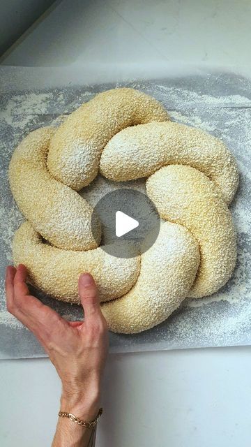 Bread Ideas Creative, Challah Shapes, Bread Shapes Ideas, Animal Shaped Bread, Bread Shapes, Fancy Bread, Bread Design, Challah Bread Recipes, Active Dry Yeast