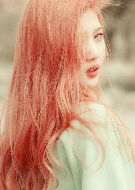 Ash Orange Hair, Hair Styles Korean, Hair Color Auburn Brown, Kpop Hair Color, Pink And Orange Hair, Styles Korean, Trendy Hair Styles, Honey Hair Color, Hair Color Orange