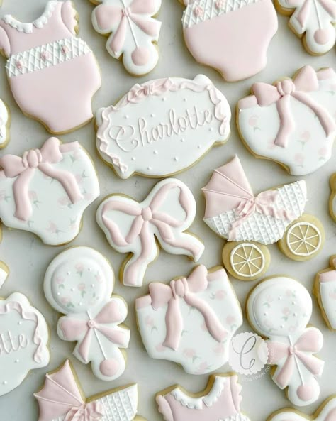 Baby Shower Cookies Neutral, Pink Baby Shower Cake, Meant To Bee, Bee Cookies, Classy Baby Shower, Bow Baby Shower, Pink Cookies, Elegant Baby Shower, Shower Cookies