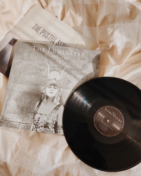 The Lumineers Aesthetic, Lumineers Aesthetic, Kim Dan, The Lumineers, Iphone Pictures, Back To Life, Photo Diary, Vinyl Record, Philadelphia