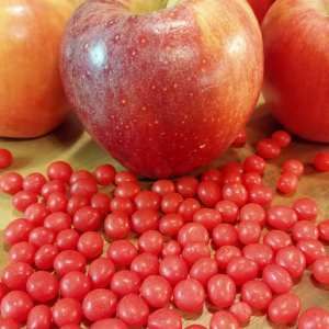 Red Hot Baked Apples Cinnamon Candy, Candied Crab Apples, Red Hot Candy Apples, Red Hot Apples, Red Hot Cinnamon Apples, Hot Cinnamon Apples, Cinnamon Candy Apples, Red Delicious Apples Recipes, Apple Canning