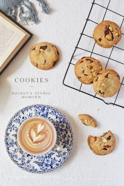 Cookies Photoshoot, Photography Cookies, Cookie Photography, Cookies Photography, Cookies Photo, Food Photography Dessert, Food Photography Composition, Food Flatlay, Baking Photography