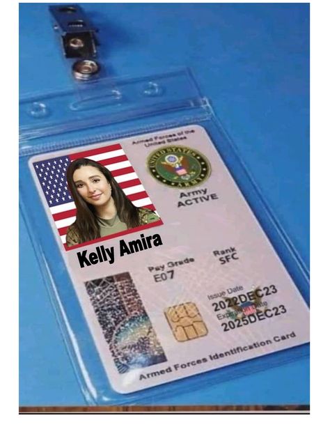 Jenny Rose Id Card, Military Id Card Usa, Military Id Card, Id Card Photo Makeup, Military Update, Ssn Card, Female Army Soldier, Cracked Iphone, Beard Images