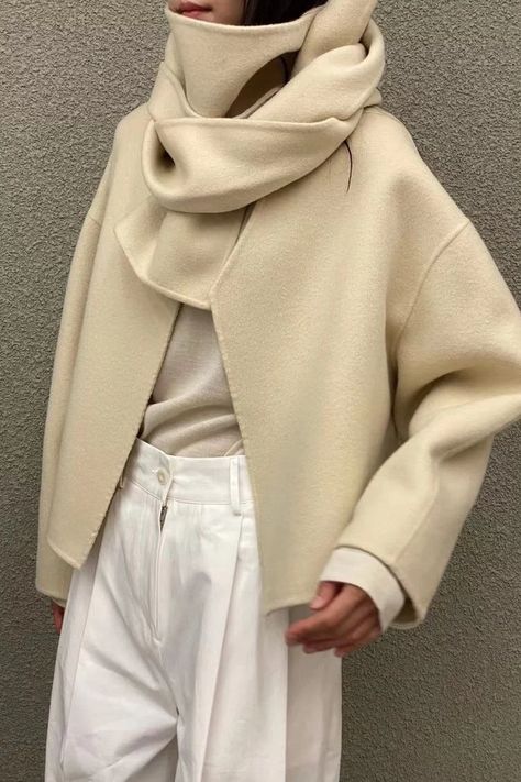 Minimal Winter Outfit, Emily Walker, Minimalism Clothes, Style Rules, Corporate Outfits, Just Style, Coat Design, Minimal Fashion, Personal Stylist