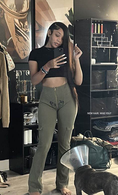 Aaliyah Henderson Outfits, Liyah Li Hairstyles, Liyah Li Outfits, Aaliyah Henderson, Aaliyah Li, Liyah Li, Jamaica Outfits, Mirror Flicks, Streetwear Girl