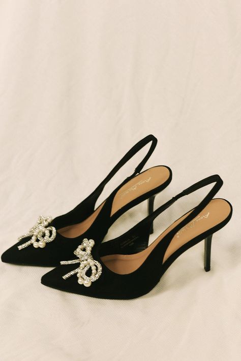 Black Bow High Heels, Rhinestone Bow Heels, Cute Heels Classy, Intuitive Living, Black Heels With Bow, Shoes Heels Classy, Pearl Bow, Boutique Trends, Classy Shoes