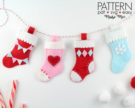 Advent Calendar Pattern, Felt Advent Calendar, Ornament Pattern, Christmas Stocking Ornament, Felt Christmas Stockings, Felt Ornaments Patterns, Stocking Ornament, Christmas Stocking Pattern, Felt Christmas Decorations