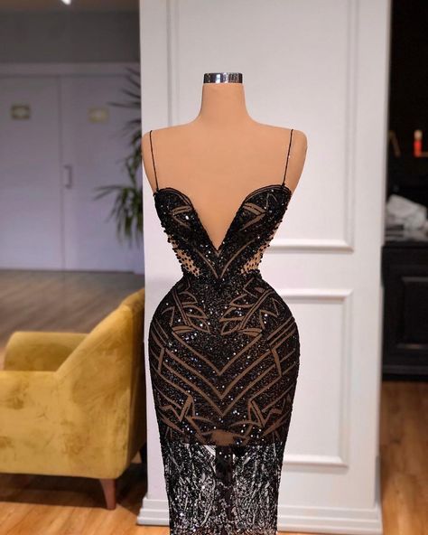 VALDRIN SAHITI on Instagram: “Going black tonight 🖤..... 10 VS dresses tonight #valdrinsahiti” Valdrin Sahiti Dresses, Valdrin Sahiti, Award Show Dresses, Mode Turban, Glamour Dress, Black Prom Dress, Black Prom, Gala Dresses, Glam Dresses