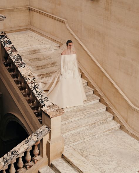 Old-world glamour meets a contemporary point of view at Raffles London at The OWO, where an ambience of timeless elegance sets the perfect stage for British designer Emilia Wickstead's exquisite new bridal collection.

©Emilia Wickstead

#RafflesLondon
#RafflesHotels
#Bride 
#Wedding 
#WeddingVenue
#WeddingPhotography
#Vogue #BritishVogue
#London #RafflesCelebrates Modest Wedding Photography, Long Sleeve Bridal Dresses, Modest Bride, Nola Wedding, Bridal Design, Long Sleeve Wedding Dress, Bridal Elegance, Duchess Satin, Emilia Wickstead