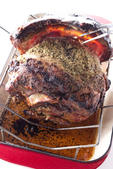 Puerto Rican Roast Pork, Pork Pernil, Puerto Rican Pork, Pernil Recipe, Puerto Rican Pernil, Lechon Recipe, Roasted Pork Shoulder, Pork Roast Recipe, Fresh Ham