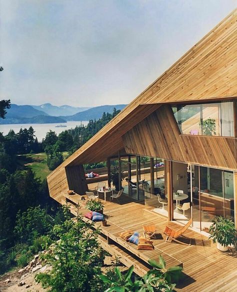 Arthur Erickson, Retro Lounge, Patio Pergola, West Vancouver, Casa Exterior, A Hill, Wooden House, Amazing Architecture, Interior Architecture Design