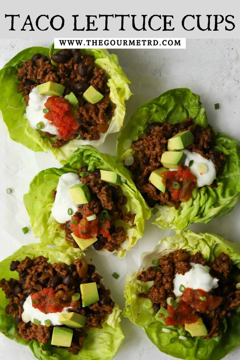 Taco lettuce cups with avocado and salsa on a white backdrop. Meatless Taco, Lettuce Tacos, 20 Minute Recipes, Lettuce Cups, Healthy Tacos, Fruit Salsa, Gluten Free Recipes For Dinner, Homemade Tacos, Fresh Salsa