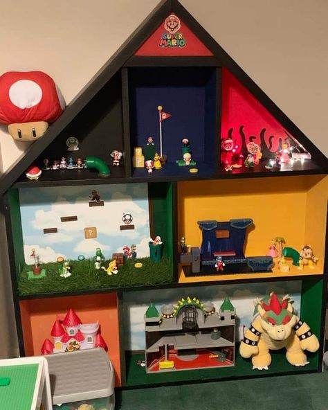 Mario Lego Display, Mario Dollhouse, Mario Playhouse, Mario House, Play Houses Diy, Lego Station, Doll House For Boys, Mario Lego, Playhouse Indoor