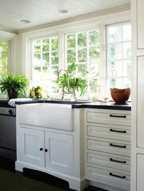 Crisp-looking! Kitchen With No Upper Cabinets, Farmhouse Kitchen Cabinet Decor, White Farm Sink, No Upper Cabinets, Black Counters, Condo Design, Black Kitchen Cabinets, Farmhouse Kitchen Cabinets, Kitchen Cabinets Decor