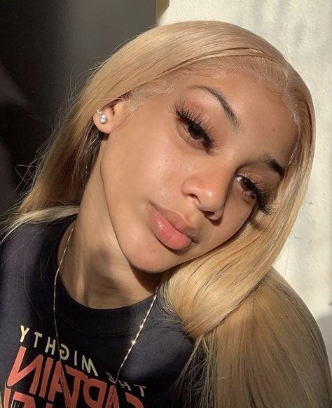 Summer Honey Blonde, Hair Color Honey Blonde, Hair Color Honey, Honey Hair Color, Swiss Lace, Straight Human Hair, Baddie Hairstyles, Honey Blonde, Light Hair