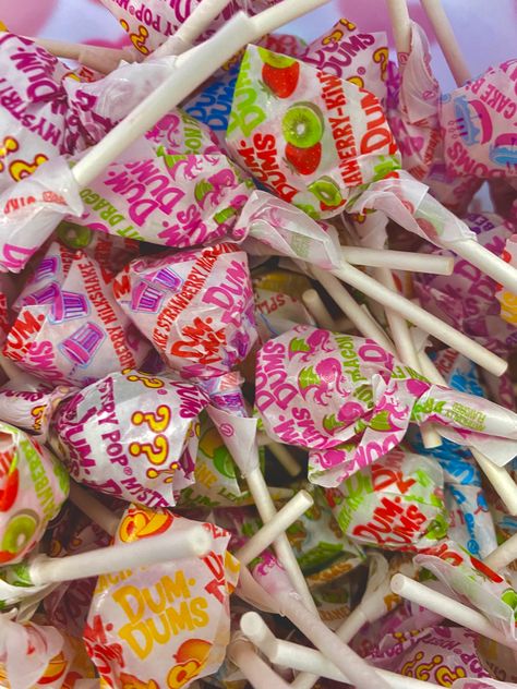 Dum Dums, Wallpaper Bible, Harry Potter Wallpaper, Strawberry Milk, Picture Search, Sweet Candy, Fall Wallpaper, Laptop Wallpaper, Lollipop