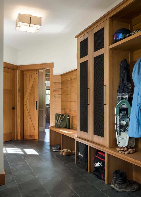 A Vermont ski house with a beautiful craftsman style aesthetic: Winterfell Ski House Mudroom, Ski Condo Decor Interior Design, Ski Mud Room, Vermont Ski House, Mudroom Inspiration, Small Mudroom Ideas, Ski House Decor, Mudroom Remodel, Gear Room