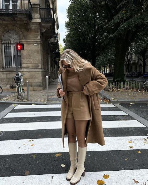 40+ Elevated Thanksgiving Outfit Ideas for Women [2023]: Cute and Stylish Dresses and Outfits Chloé Allain, Thanksgiving Dinner Outfit, Thanksgiving Outfits Women, Chic Style Inspiration, Thanksgiving Outfit Ideas, Thanksgiving Outfit Women, Cute Thanksgiving Outfits, What To Wear Fall, Thanksgiving Outfits