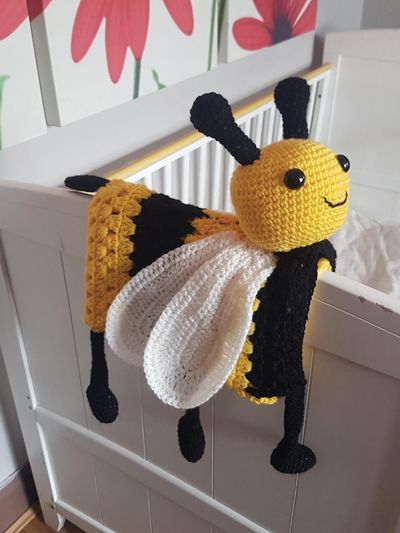 3-in-1 Happy Bee Baby Blanket Crochet Pattern – Crochet Bumble Bee Baby Blanket, Crochet Bee Baby Blanket, Crochet Bee Pillow, Crochet Baby Blanket With Animals, Crochet Winnie The Pooh Blanket, Bee Baby Blanket Crochet, Bumble Bee Nursery Ideas, Bee Blanket Crochet, Crochet Bee Blanket