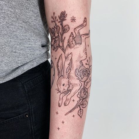 amanda appiarius (@ancientindigo) • Instagram photos and videos Realm Of The Elderlings Tattoo, Wild Rabbit Tattoo, Beatrix Potter Tattoo, Drew Core, Patch Work Tattoo Ideas, Work Tattoo Ideas, Jackalope Tattoo, White Rabbit Tattoo, Grace Tattoos