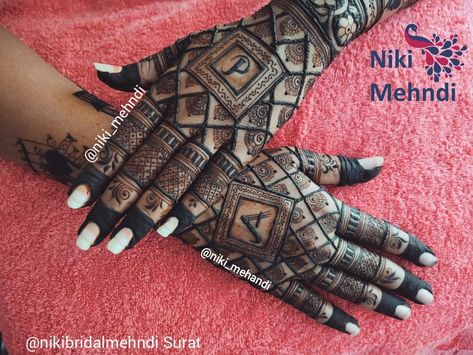 Engagement Mehendi, Bride Henna, Henna Prints, Peacock Mehndi, Peacock Mehndi Designs, Legs Mehndi, Mahendi Designs, Floral Henna, Engagement Mehndi