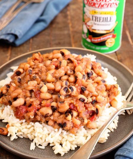 Tony’s Hoppin’ John | Tony Chachere's Black Eyed Peas Recipe Crock Pot, Blackeyed Pea Recipes, Hoppin John Recipe, Hoppin John, Homemade Cheese Sauce, Peas Recipe, Rice Beans, Dry Beans, Creole Recipes