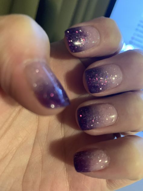 Short Gradient Nails, Glittery Purple Nails, Purple Ombré Nails, Sparkly Ombre Nails, Gradation Nails, Purple Ombre Nails, Ombré Nails, Korean Nail Art, Ombre Nails Glitter