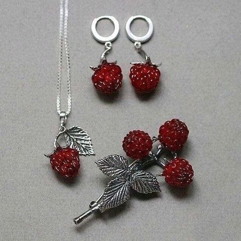 Raspberry Jewelry, Elf Ear Cuff, Fruit Jewelry, Crystal Figurines, Funky Jewelry, Fantasy Jewelry, Girly Jewelry, Dream Jewelry, Pretty Jewellery