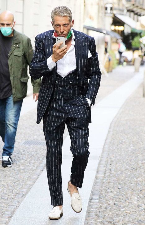 Heir Style, Lapo Elkann, Groom Wedding Attire, White Dress Shoes, Best Dressed Man, Estilo Country, Dad Fashion, Hipster Mens Fashion, Elegant Man