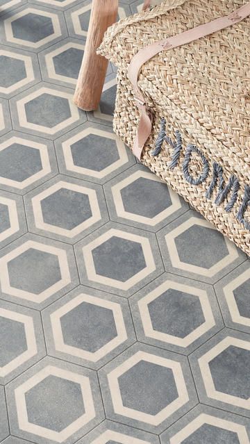 Honeycomb Tile GREY | EXCLUSIVE 260 GRAPHIC | Tarkett Luxury Vinyl Sheet Flooring Kitchen, Sunroom Tile Floor Ideas, Luxury Vinyl Tile Flooring Bathroom, Vinyl Tile Flooring Bathroom, Vinyl Roll Flooring, Patterned Vinyl Flooring, Best Flooring For Kitchen, Hexagonal Tiles, Grey Laundry Rooms