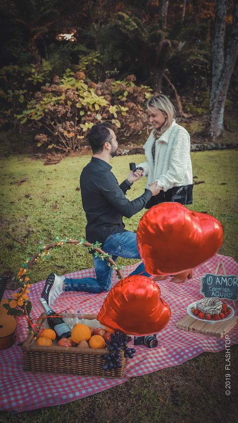 Wine Garden, Pre Wedding Shoot Ideas, Birthday Decor, Shoot Ideas, Family Photoshoot, Wedding Shoot, Pre Wedding, Birthday Decorations, Birthday