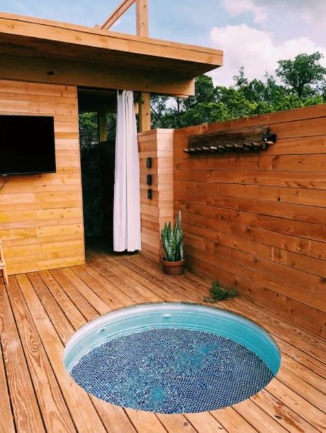 Yurt Homes, Outdoor Shower Tub, Backyard Hot Tub Ideas, Ranch Retreat, Yurt Life, Yurt Ideas, Backyard Hot Tub, Bamboo Projects, Indoor Pond