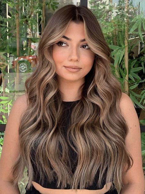 Cool Carmel Highlights, Short Hair Colour Inspiration, Caramel Toned Hair, Dark Brunette Balayage Hair Caramel Honey, Light Brown Fine Hair, Honey Balayage With Money Piece, Light Brunette Balayage Hair Caramel Honey, Hair Color2023, Brown Hazelnut Hair