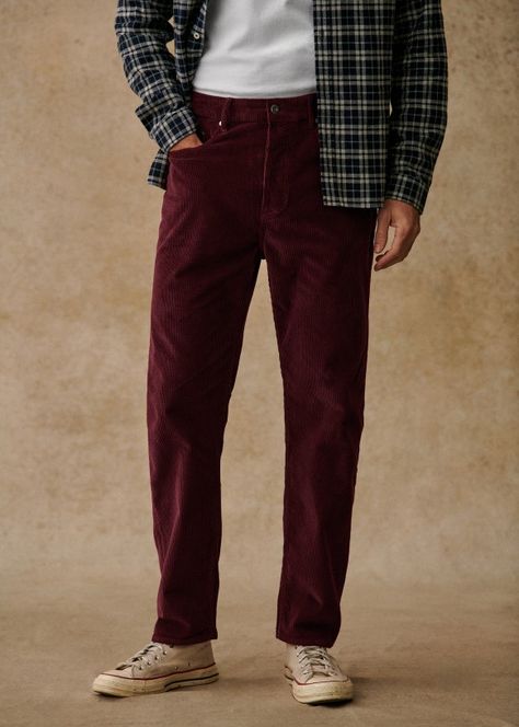 Corduroy Pants Outfit Aesthetic Men, Burgundy Trousers Outfit Men, Maroon Pants Outfit Men, Streetwear Men Outfits Casual, Corduroy Outfit Men, Burgundy Outfit Men, Burgundy Pants Men, Burgundy Jeans Outfit, Corduroy Pants Outfit Mens