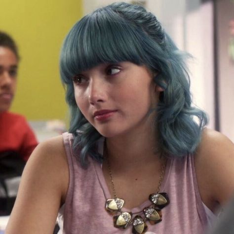 Lola Pacini, Amanda Arcuri, Lola Hair, Degrassi Next Class, Degrassi The Next Generation, Miguel Diaz, Friends Mom, Mermaid Hair, Pink Hair