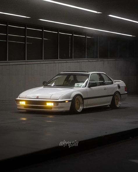 Honda Prelude ✨  @chief__smokesalot  📸 @akrqsia.png #honda #cars #car #iconiccars 3rd Gen Prelude, Honda Prelude 3rd Gen, 90s Honda, Prelude Honda, Initial D Car, Acura Legend, Sunrise Photos, Honda Prelude, Whatsapp Wallpaper