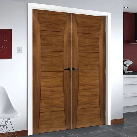 Man Door Design, Gate And Fence Ideas, Modern Home Entrance, Plywood Door, Teak Doors, Flat Door, Gate Wall Design, Internal Wooden Doors, Aluminium Cladding