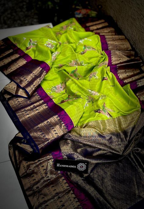 Latest Pattu Sarees, Gadwal Silk Sarees, Latest Silk Sarees, Lehenga Saree Design, Silk Sarees With Price, New Saree Blouse Designs, Wedding Saree Blouse Designs, Cotton Saree Designs, Wedding Saree Collection