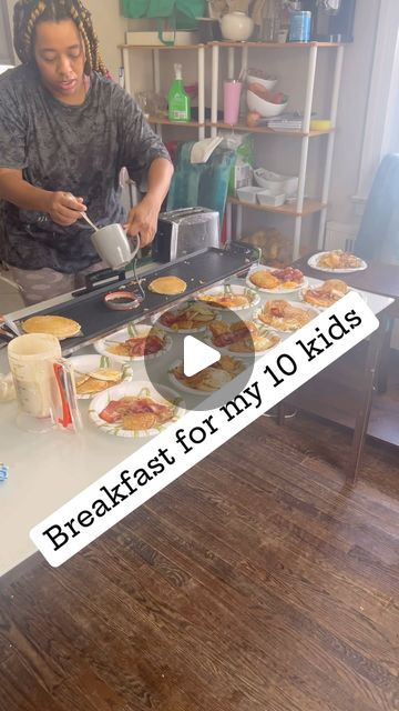 Big Family Living on Instagram: "#cookingtime #momlife" Big Family Breakfast Ideas, Big Breakfast Ideas Families, Saturday Morning Breakfast, Big Breakfast, Family Breakfast, Savory Breakfast, Morning Breakfast, Large Family, Big Family