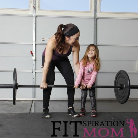 Exercising with kids Mom And Daughter Workout, Fit Mom Journey, Mommy And Me Yoga, Gym Family, Maternity Fitness, Fit Mom Motivation, Ways To Stay Active, Diary Of A Fit Mommy, Gym Photoshoot