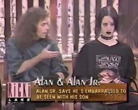 Numetal Aesthetic, Mallgoth Aesthetic, 90s Mall Goth, 90s Mall, Brian Warner, 2000s Goth, Emo Princess, Soft Egirl, 90s Men