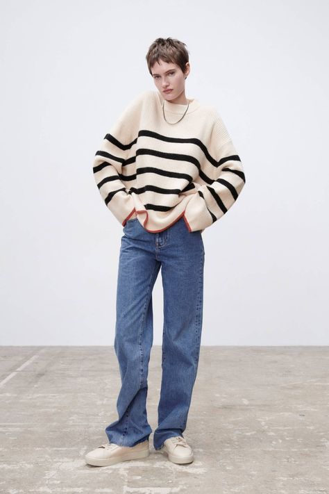 Monochrome Loungewear, Striped Sweater Outfit, Everywhere I Go, Pullovers Outfit, Knitwear Trends, Zara Spain, Oversized Striped Sweater, Look Jean, Victoria Fashion