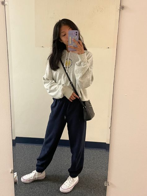 today's outfit details! • hoodie: hollister • sweatpants: hollister • shoes: converse • bag: hand-me-down Sweatpants And Converse Outfits, Converse And Sweatpants, Sweatpants Hollister, Cozy Ootd, Converse Bag, Hollister Sweatpants, Sweats Outfit, Shoes Converse, Outfits With Converse